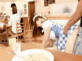 ս��  