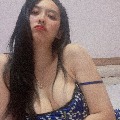 ����  